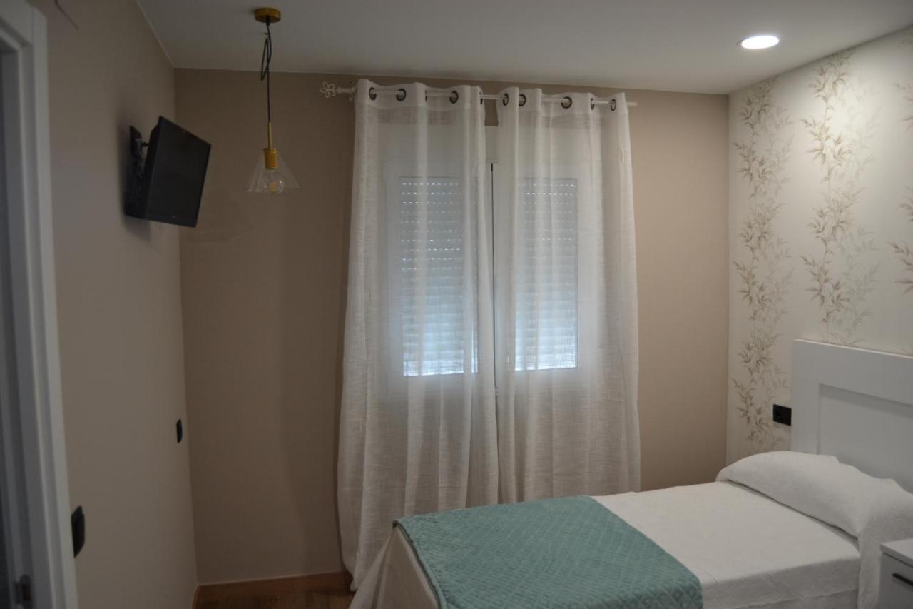 Hotel Greco 8 à Sarria Extérieur photo